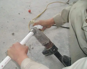 石柱漏水维修电话